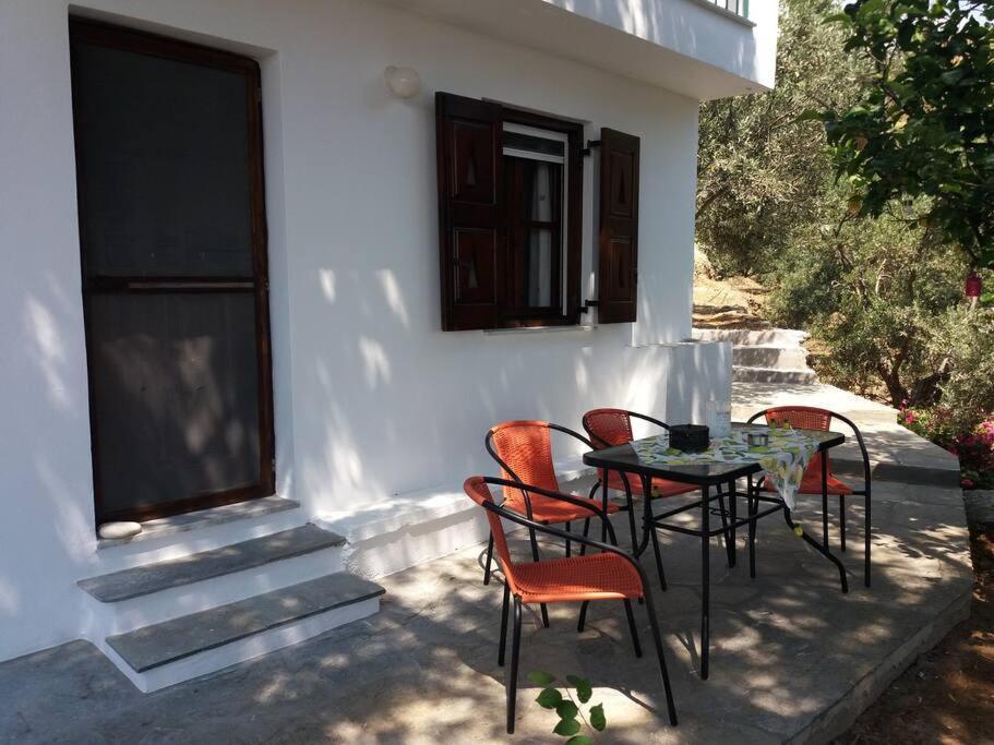 Grandpa Simos' Traditional Guest House Agios Romanos ภายนอก รูปภาพ