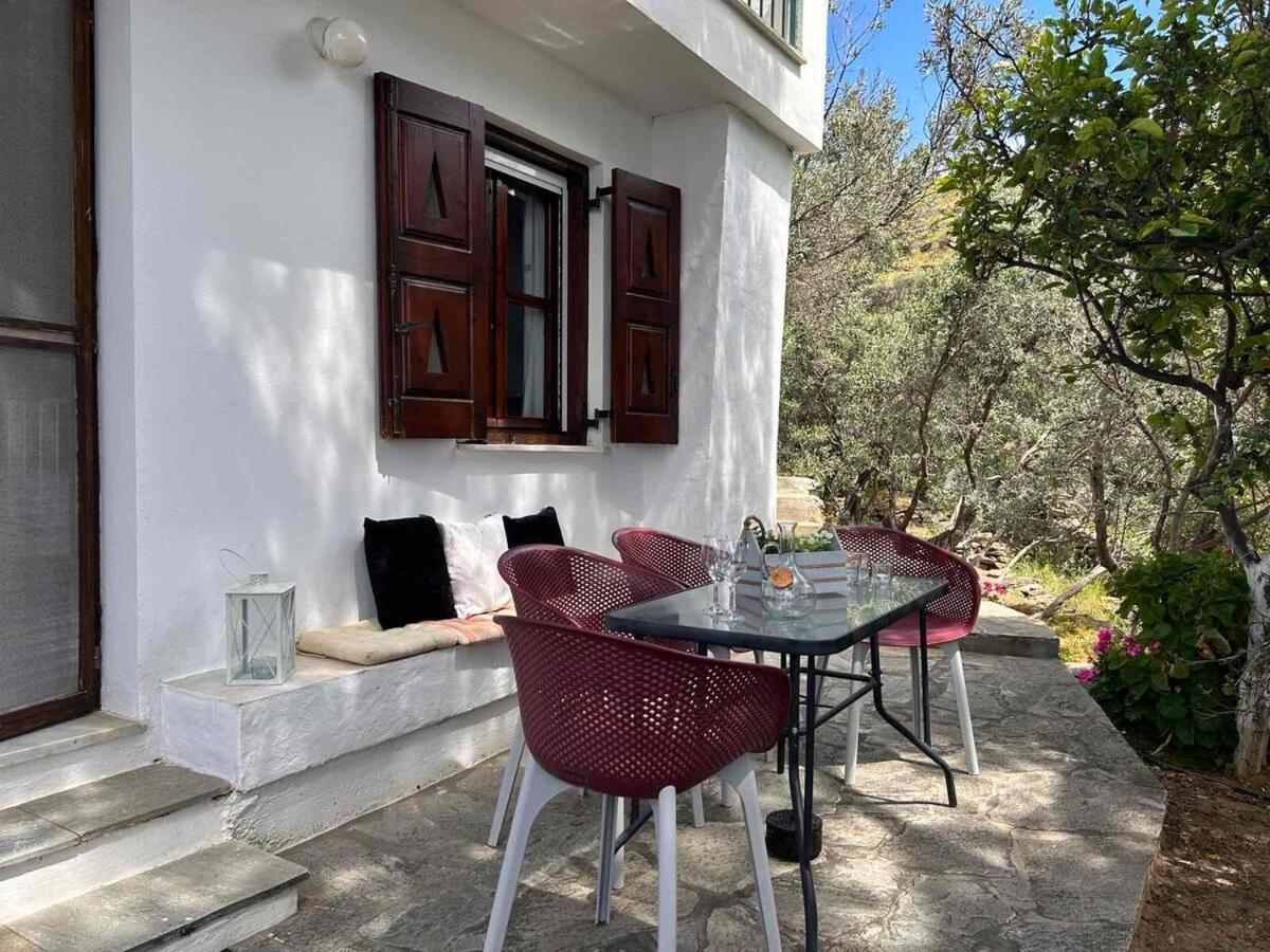 Grandpa Simos' Traditional Guest House Agios Romanos ภายนอก รูปภาพ